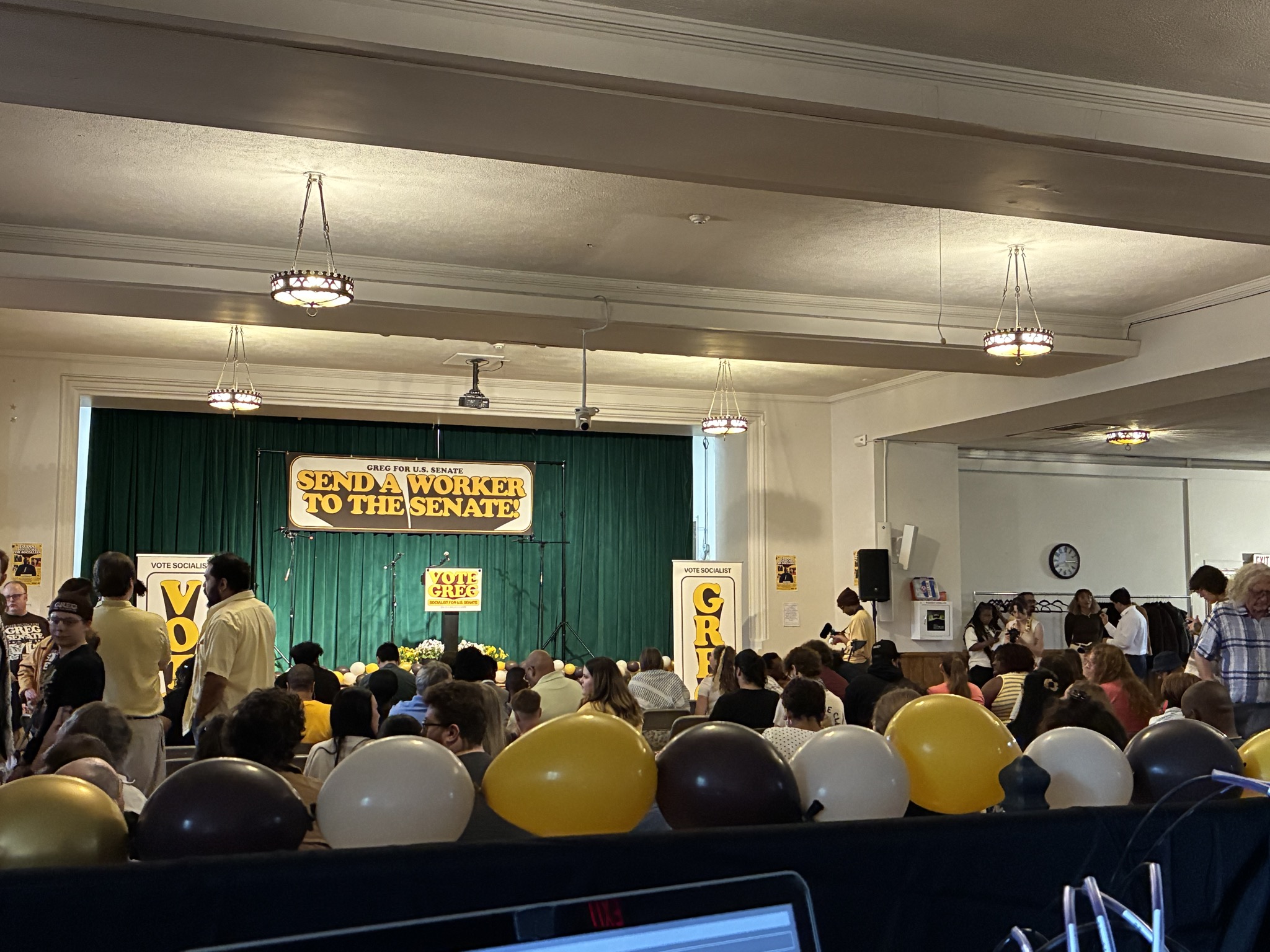 Live event room with stage, audience, and Veranda production support